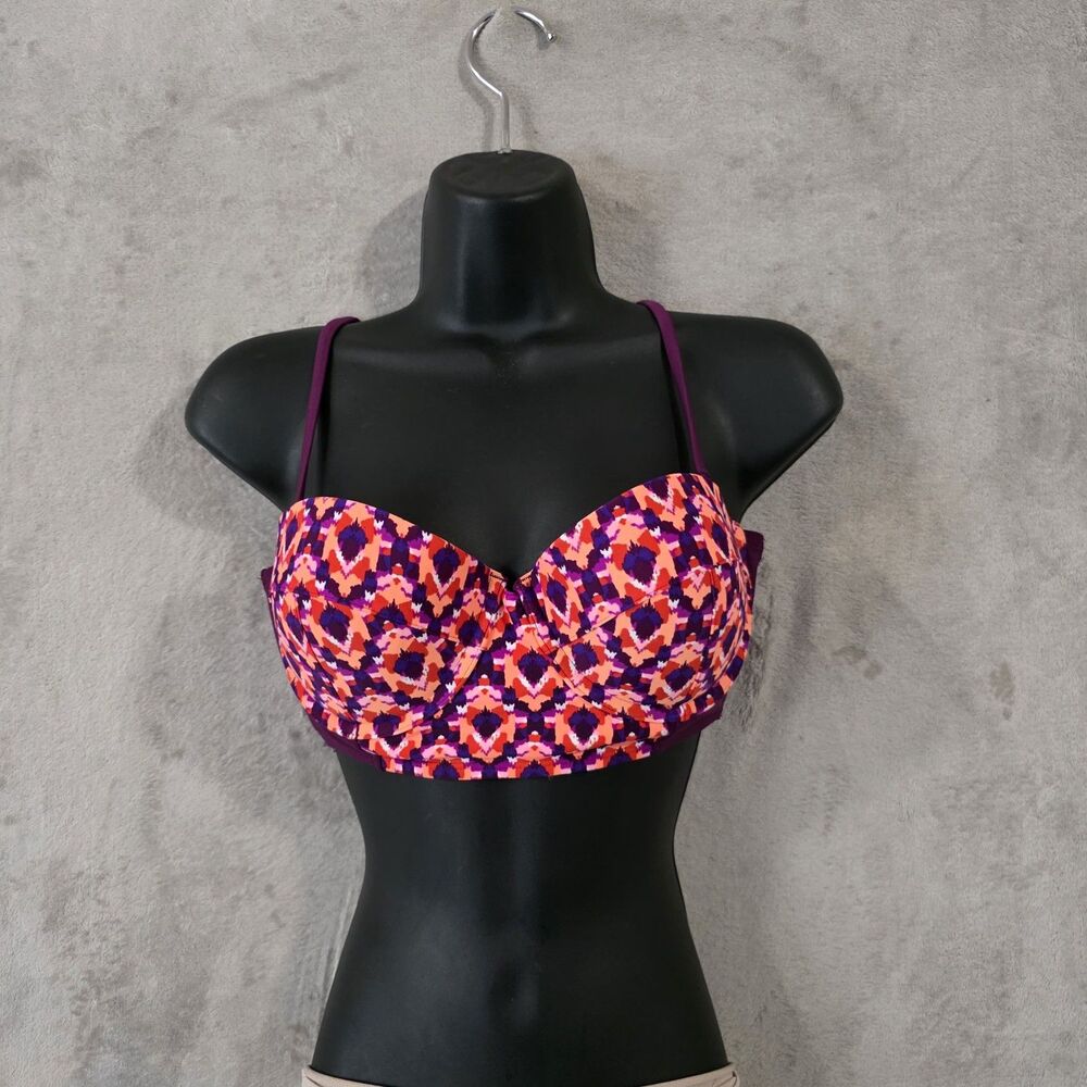 Old Navy  Bikini Bathing Suit Top Festival Summer Beach Size M